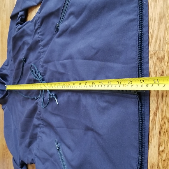 (M) Weekenders Women's Made in Canada Trench Coat Folds into Bag! - Picture 5 of 9